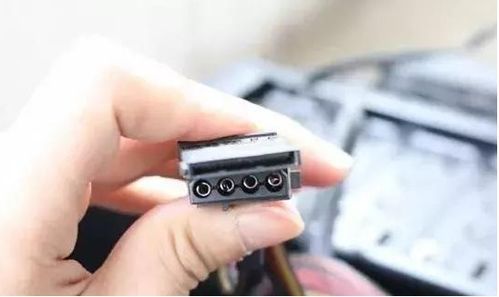 電腦電源功線接法圖文詳解 電腦圖文設計必備知識